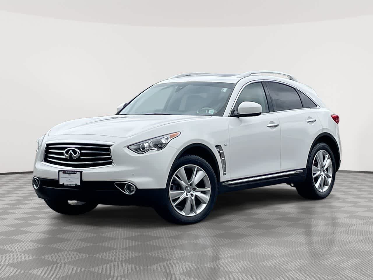 Used 2015 INFINITI QX70 AWD w/ Premium Package