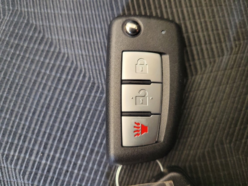 Used 2016 Nissan Rogue S w/ Appearance Package image 32