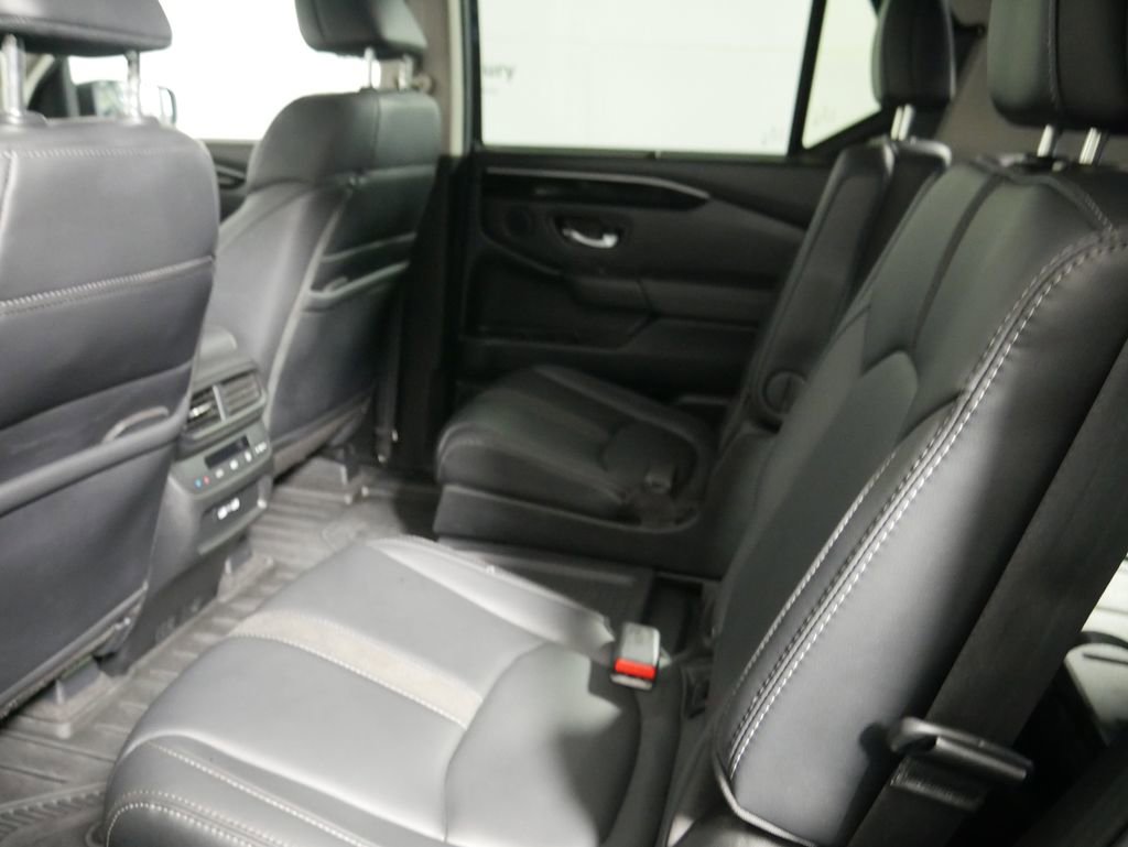 Used 2023 Honda Pilot EX-L image 12