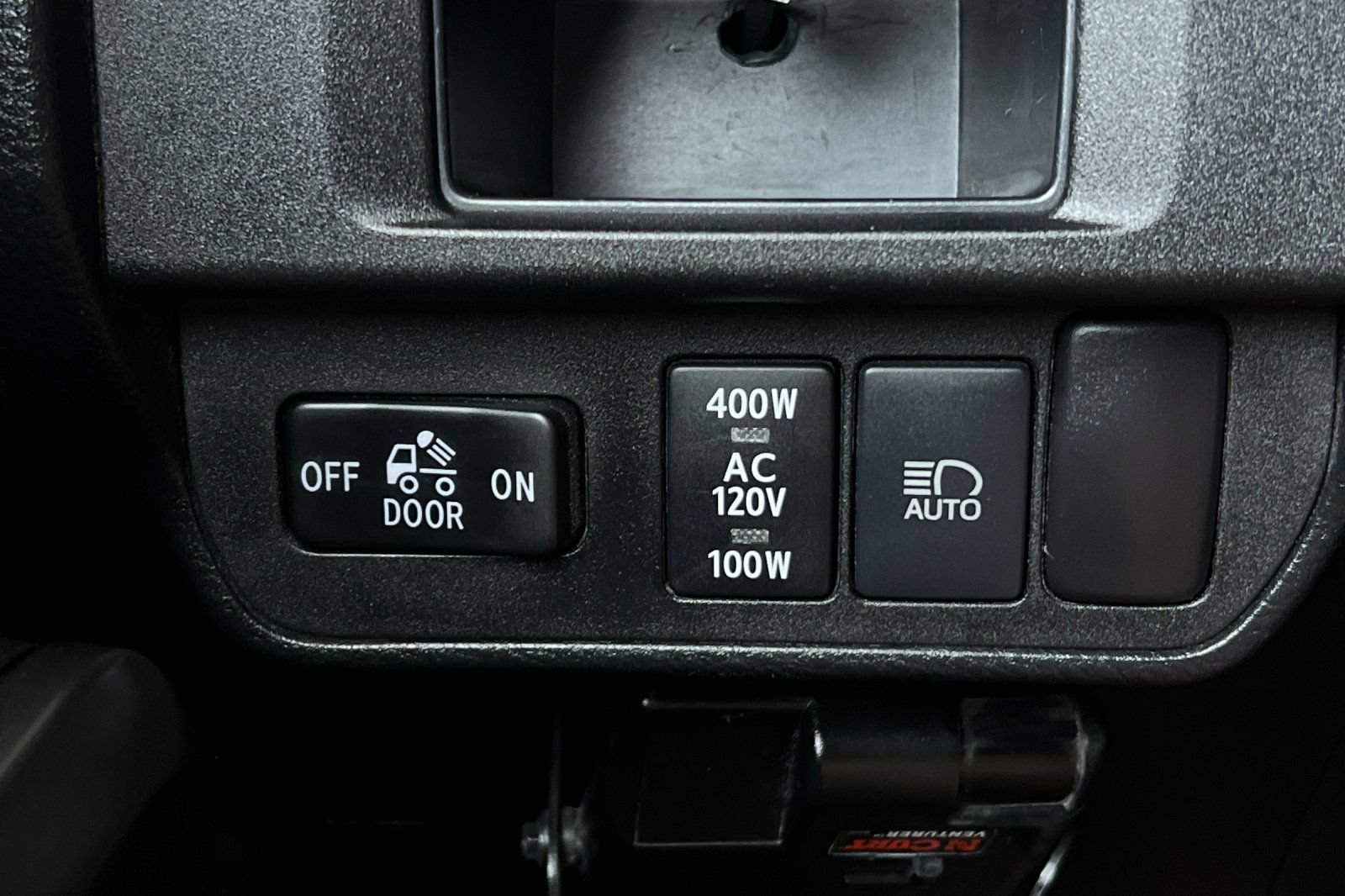 Used 2019 Toyota Tacoma TRD Off-Road w/ TRD Premium Off Road Package AWD/4WD image 35