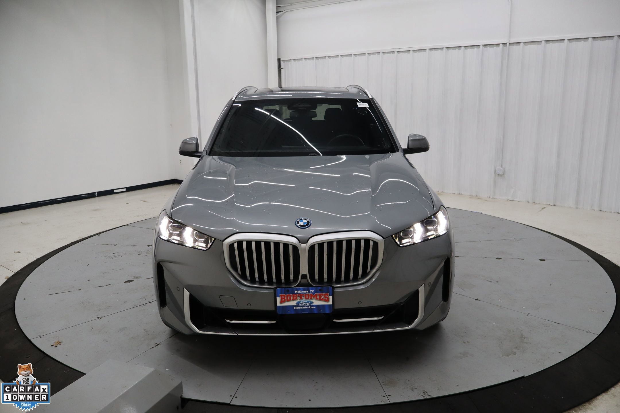 Used 2025 BMW X5 xDrive50e image 11