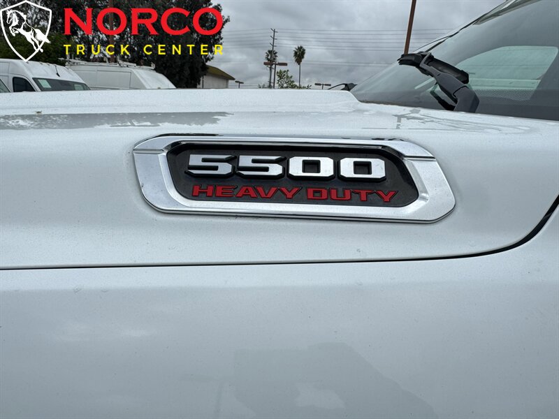 Used 2022 RAM 5500 Tradesman w/ Chrome Appearance Group AWD/4WD image 21