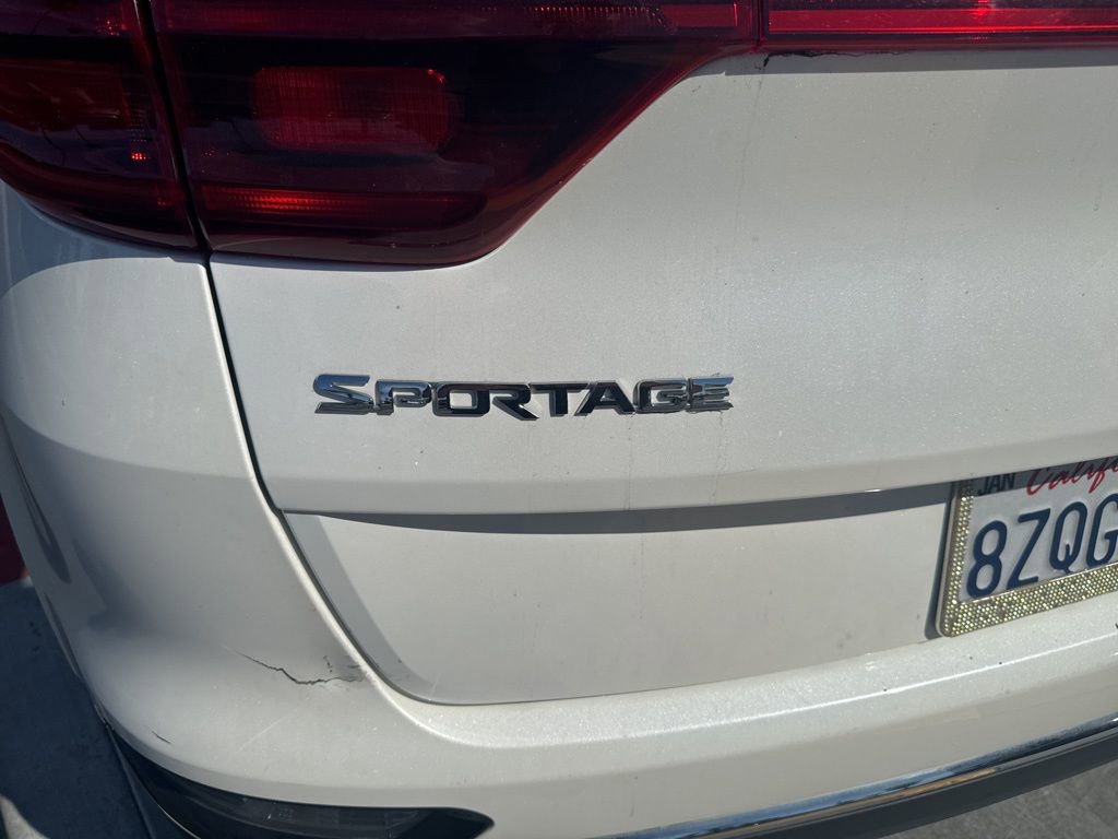 Used 2022 Kia Sportage LX image 30