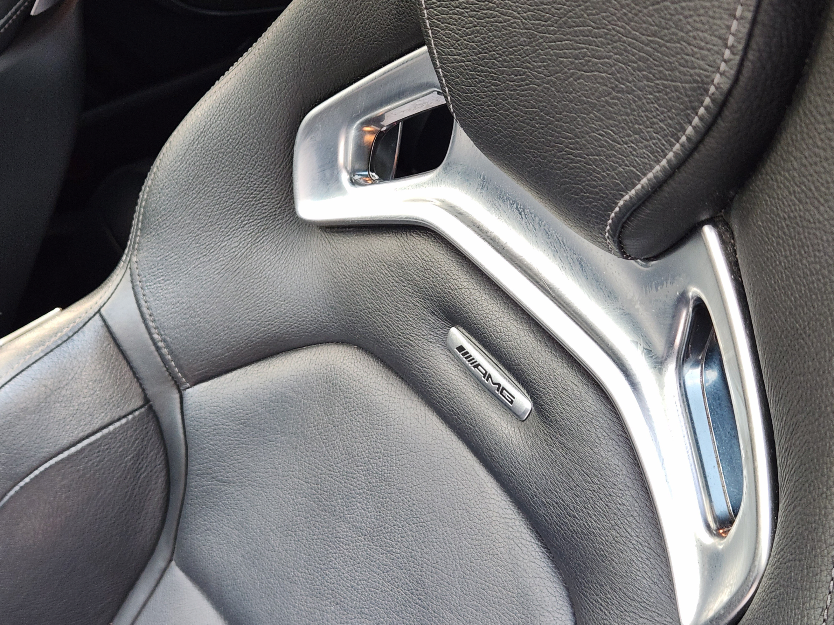 Used 2015 Mercedes-Benz CLA 45 AMG 4MATIC image 10