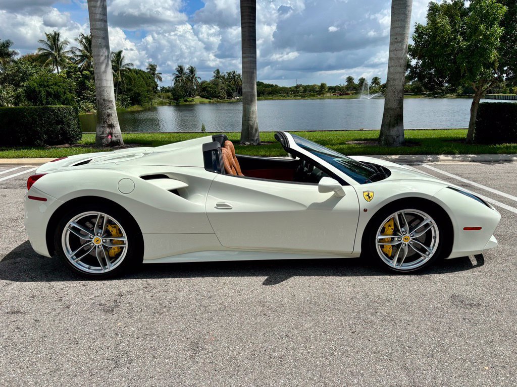 Used 2018 Ferrari 488 Spider RWD image 6