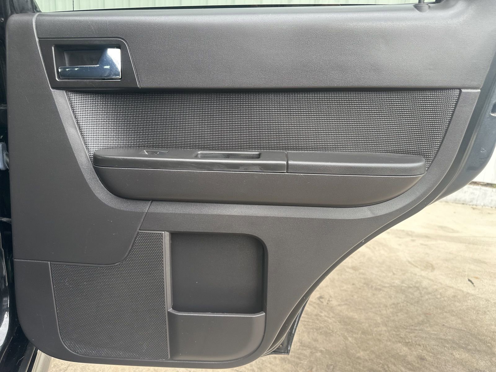 Used 2011 Ford Escape XLT w/ 202A Rapid Spec Order Code FWD image 15
