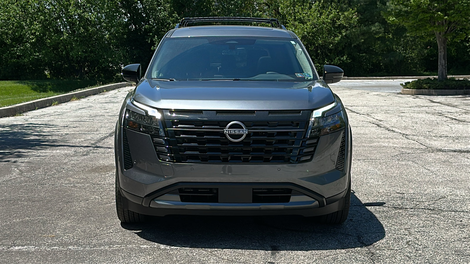 New 2026 Nissan Pathfinder SL AWD/4WD image 3