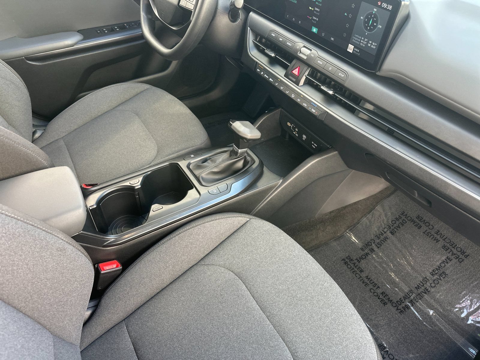 Used 2025 Kia K4 FWD image 15