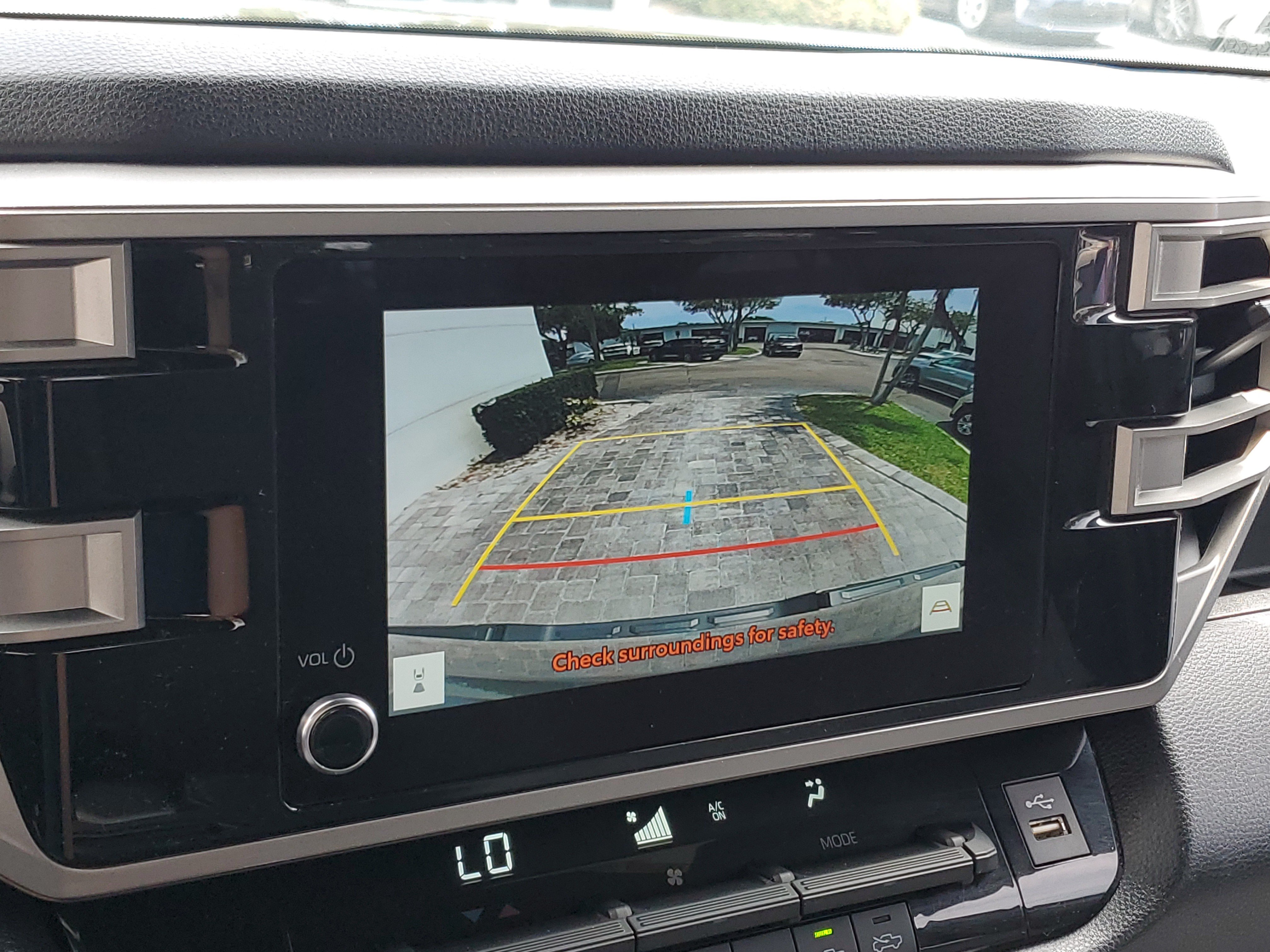 Used 2025 Toyota Tundra SR5 w/ SR5 Convenience Package AWD/4WD image 28