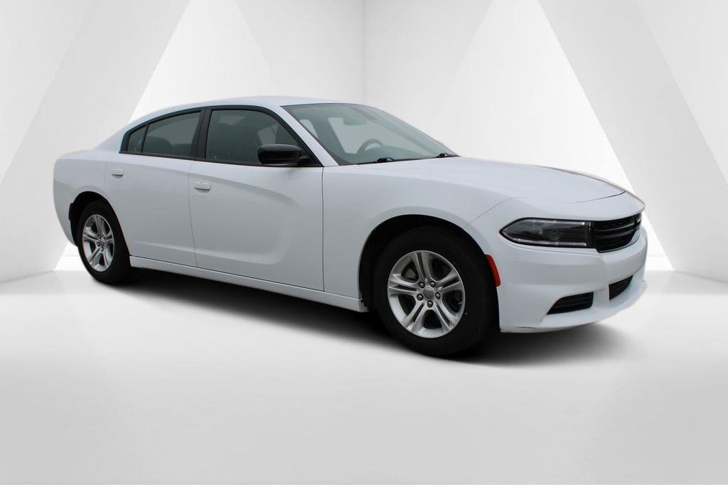 Used 2023 Dodge Charger SXT image 1
