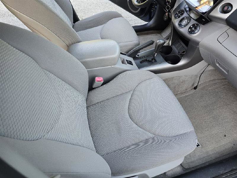 Used 2008 Toyota RAV4 Limited AWD/4WD image 19