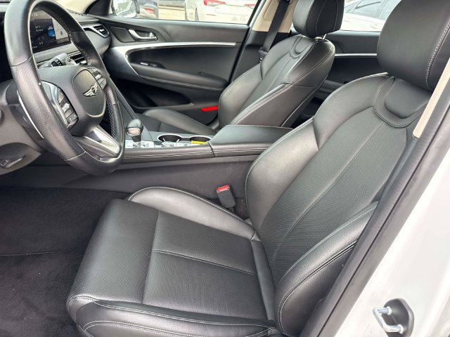 Used 2025 Genesis G70 2.5T RWD image 19