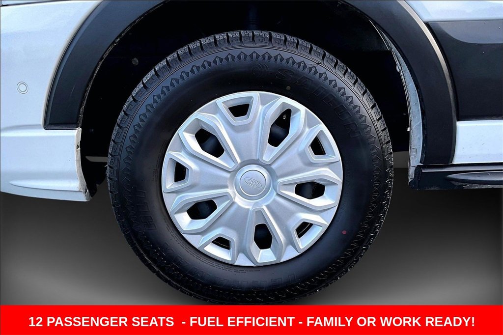 Used 2023 Ford Transit 350 XLT image 31