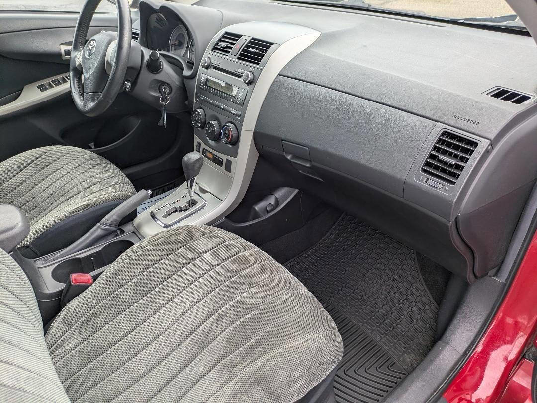 Used 2010 Toyota Corolla FWD image 13