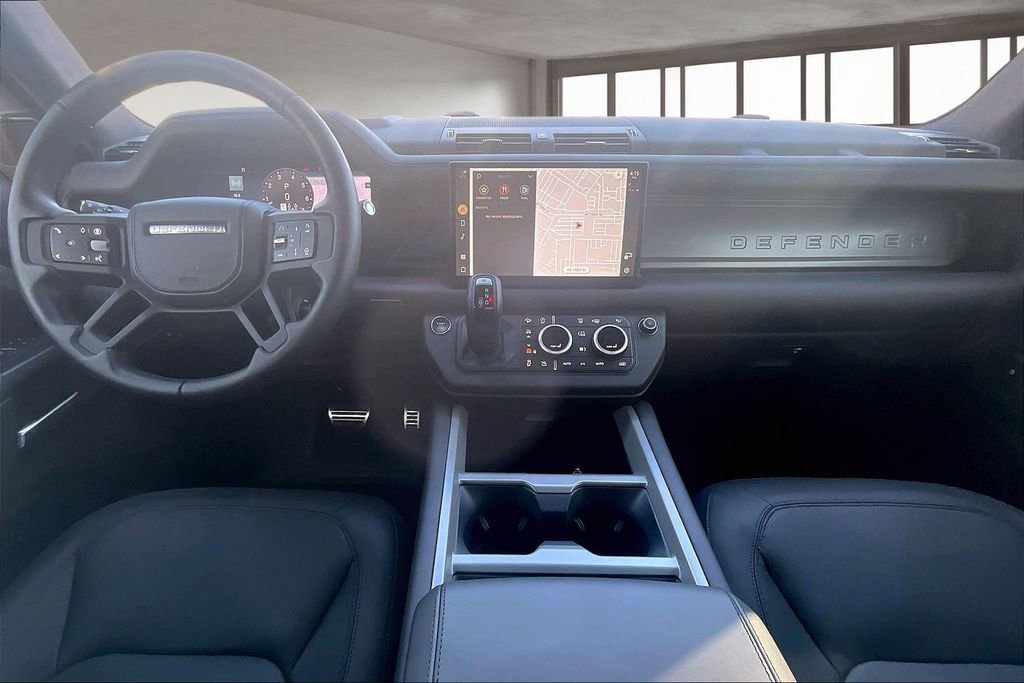 Used 2025 Land Rover Defender 130 X image 15