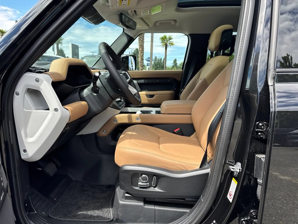 New 2026 Land Rover Defender 130 S AWD/4WD image 4