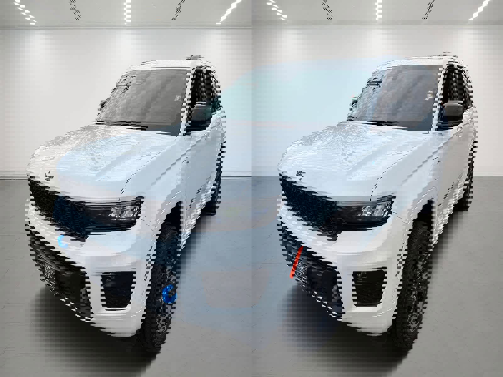 Used 2023 Jeep Grand Cherokee 30th Anniversary image 2