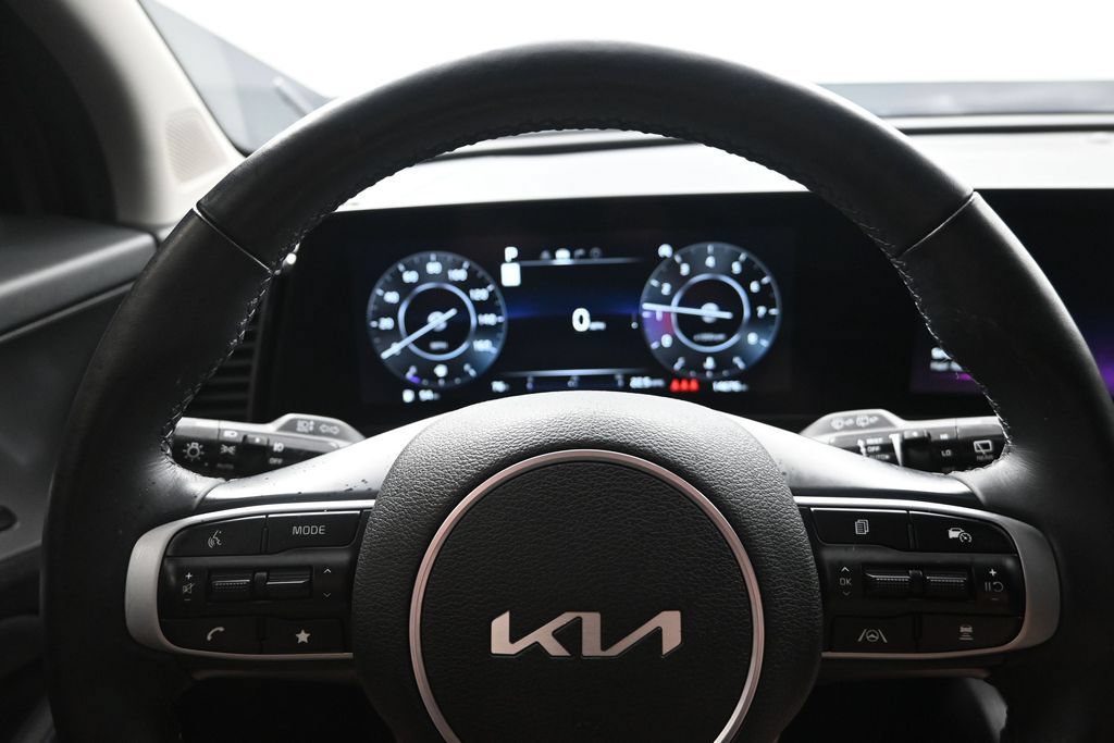 Certified 2024 Kia Sportage SX FWD image 16