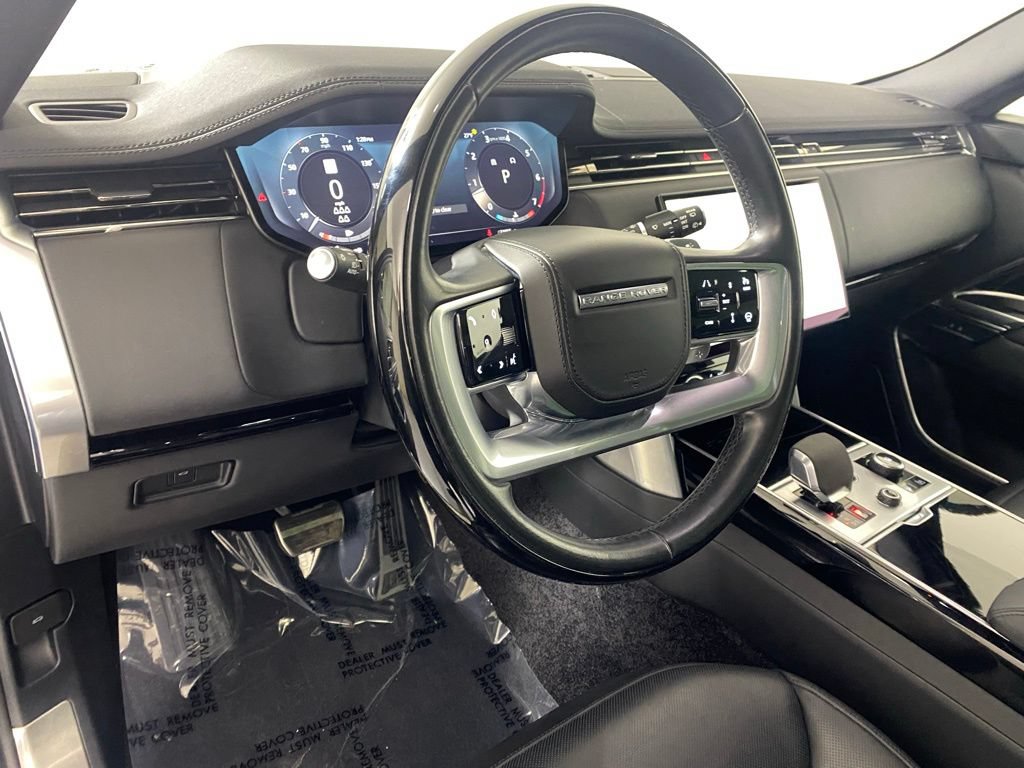 Used 2023 Land Rover Range Rover Long Wheelbase SE AWD/4WD image 12