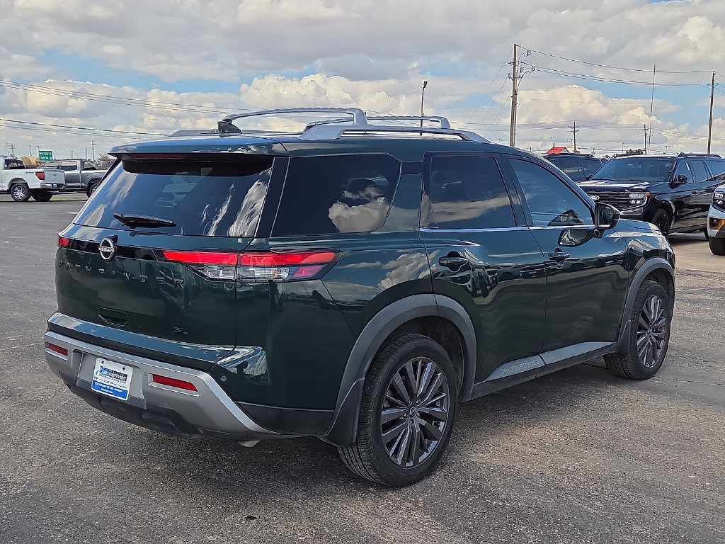Used 2022 Nissan Pathfinder SL w/ SL Premium Package FWD image 5