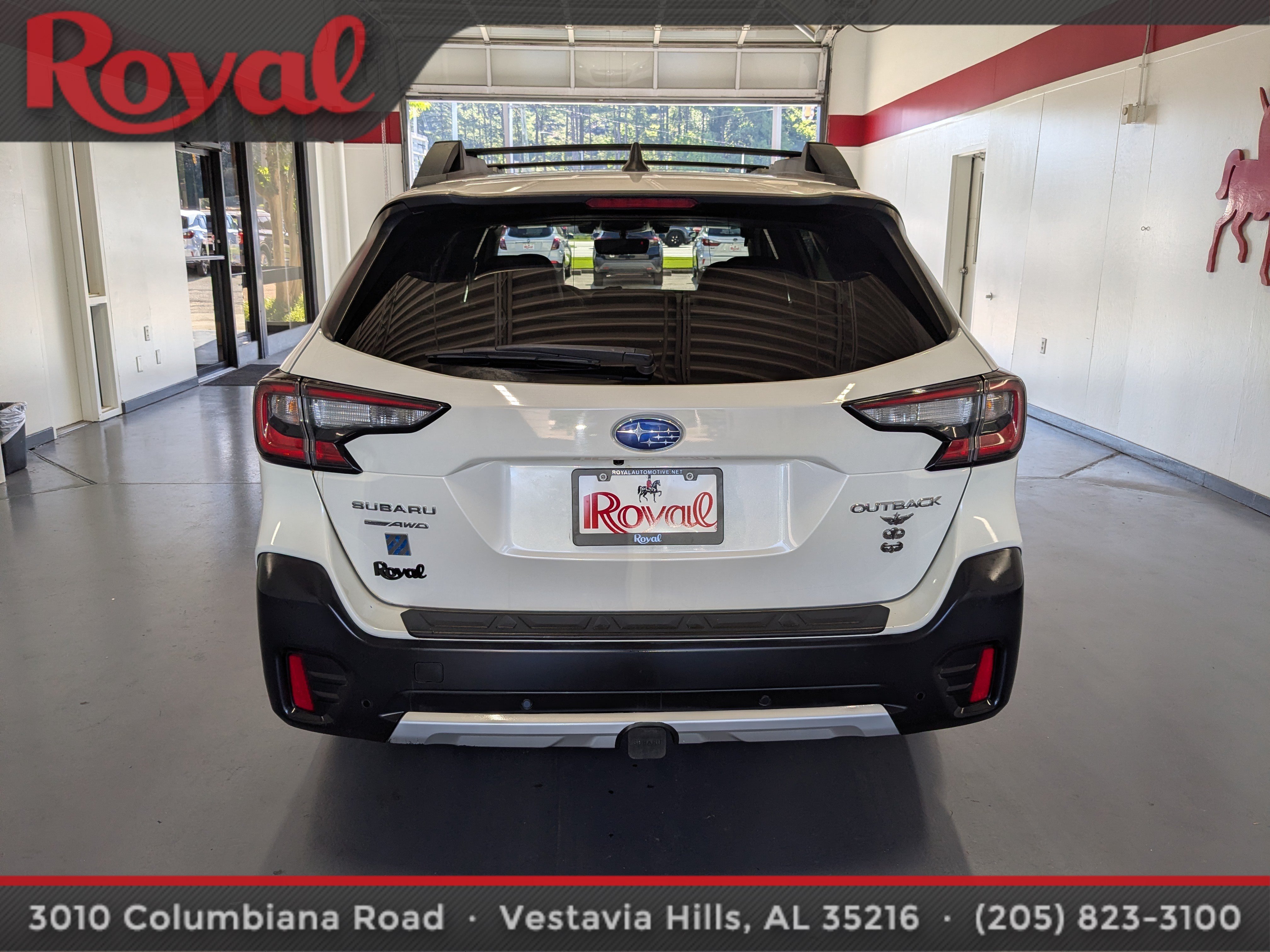 Used 2020 Subaru Outback Limited AWD/4WD image 3