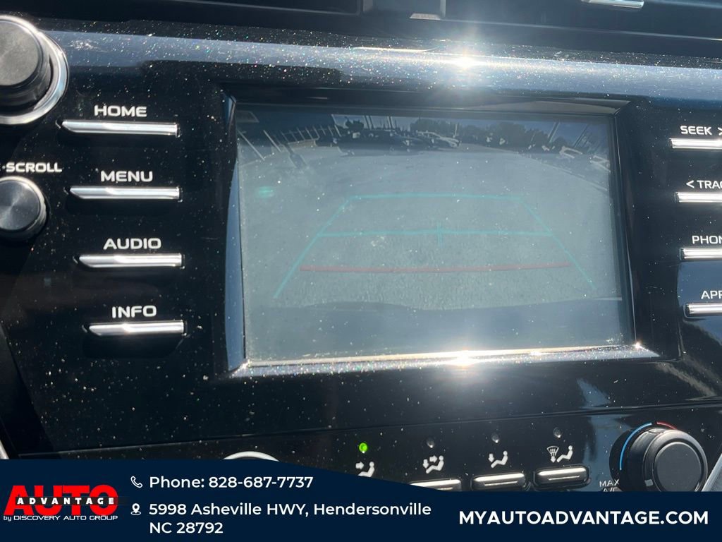 Used 2018 Toyota Camry LE FWD image 15