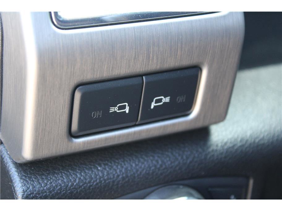 Used 2015 Ford F150 Platinum w/ Technology Package image 22