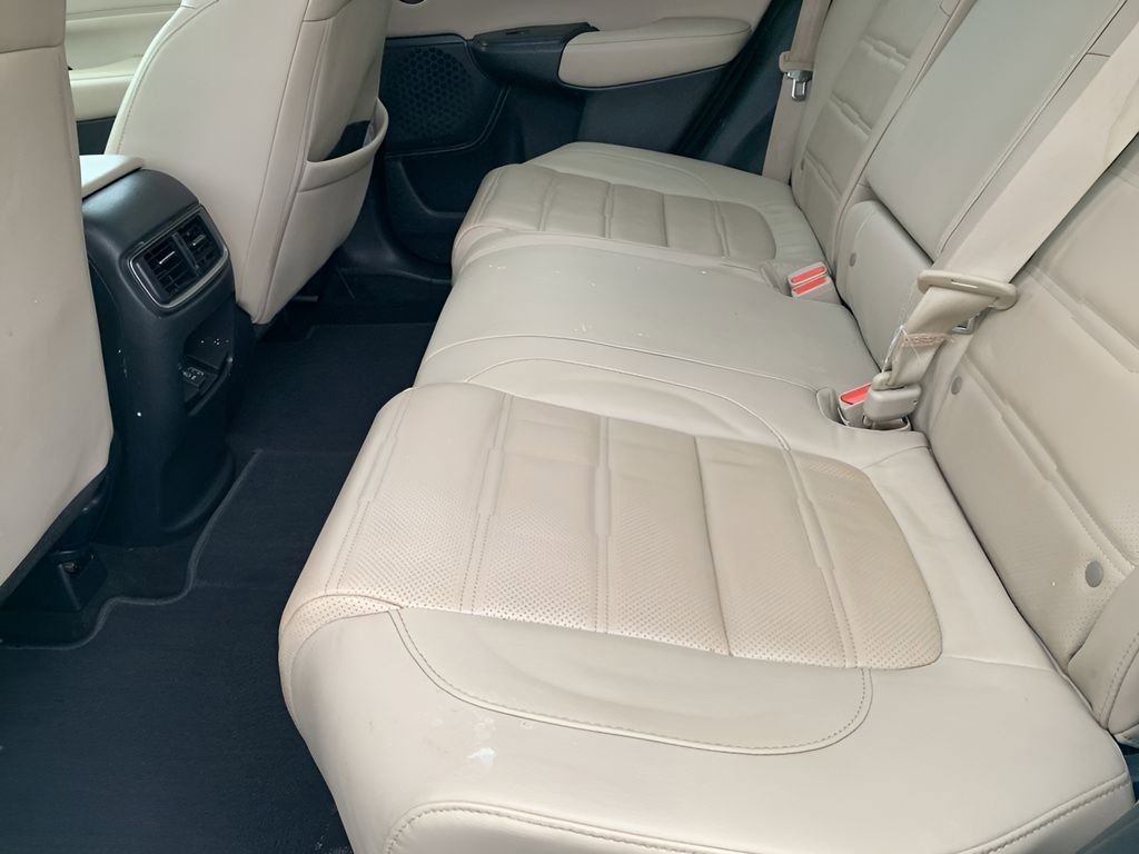 Used 2018 Honda CR-V Touring image 13