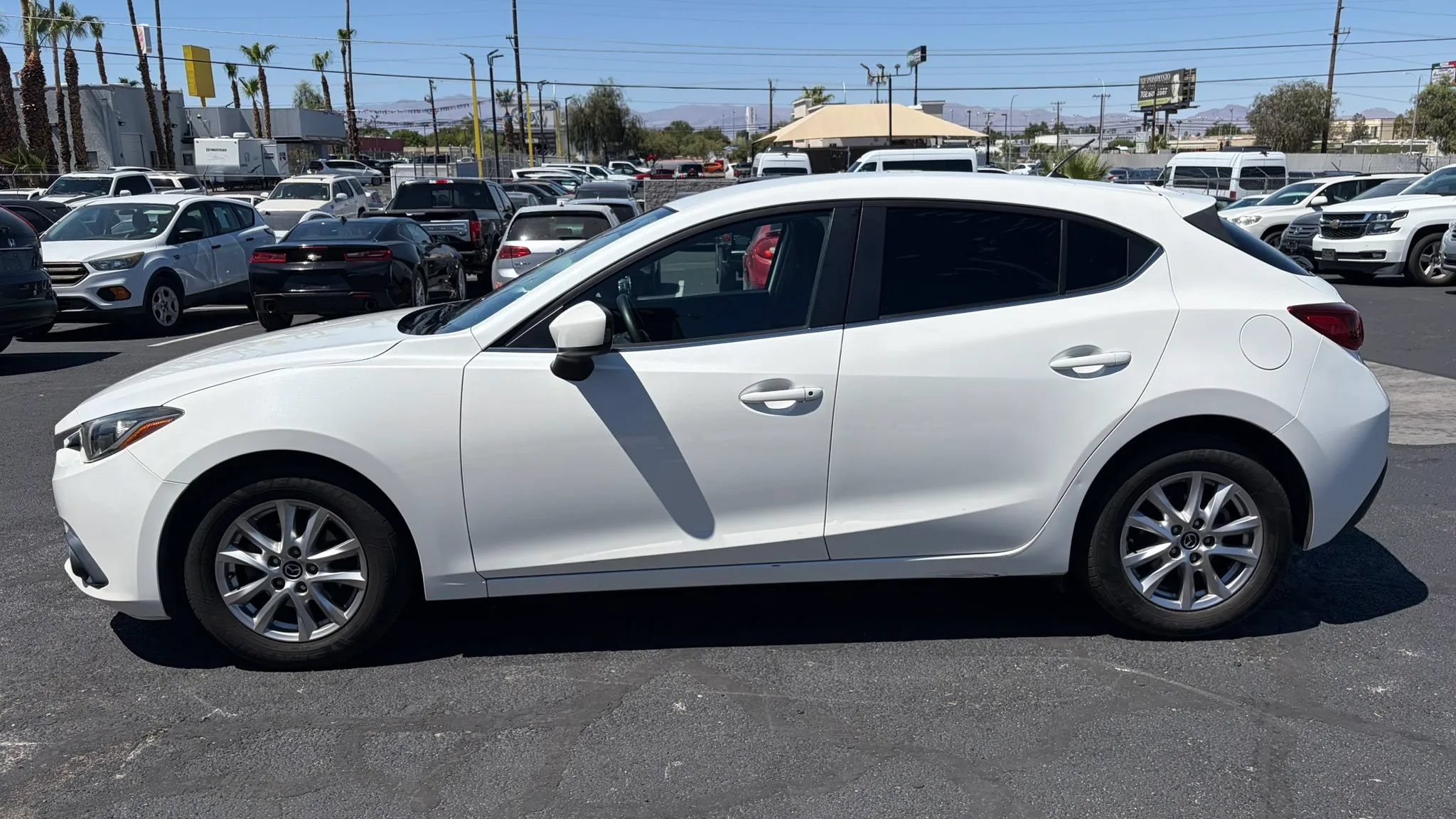 Used 2016 MAZDA MAZDA3 i Sport w/ Preferred Equipment Package FWD image 2