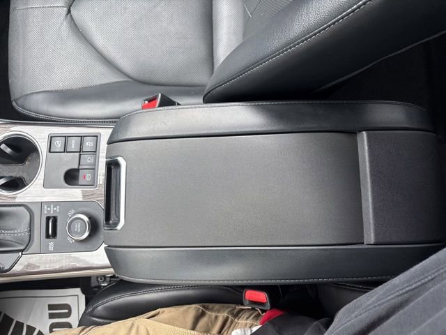 Used 2023 Toyota Highlander Platinum AWD/4WD image 16