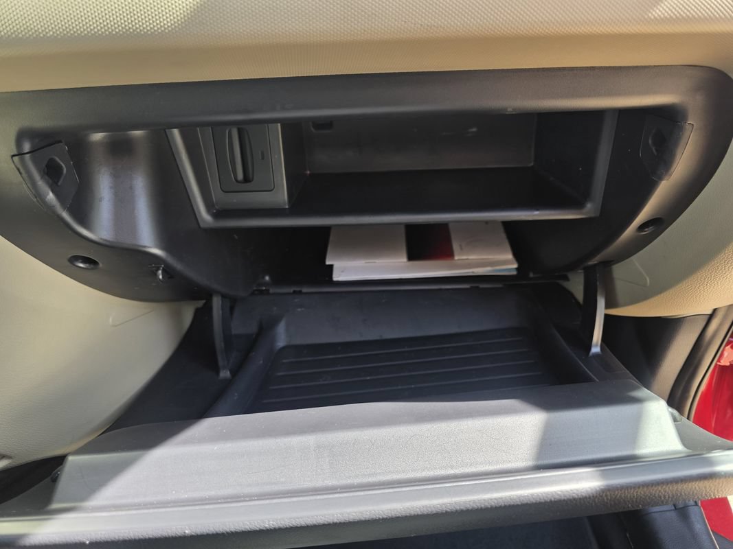 Used 2013 Kia Soul ! w/ Premium Pkg FWD image 25