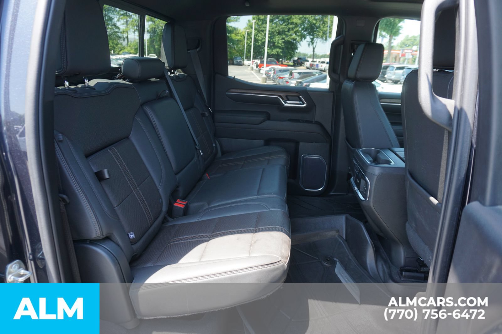 Used 2023 Chevrolet Silverado 1500 High Country w/ High Country Premium Package AWD/4WD image 24