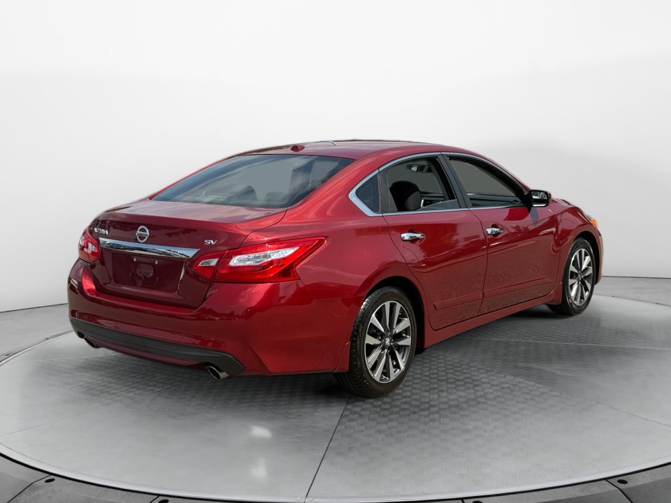 Used 2017 Nissan Altima 2.5 SV FWD image 7