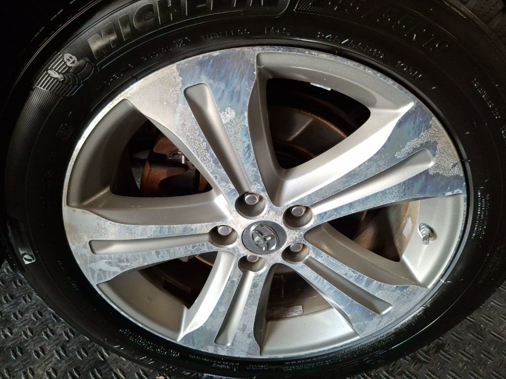 Used 2012 Toyota Highlander Limited image 3