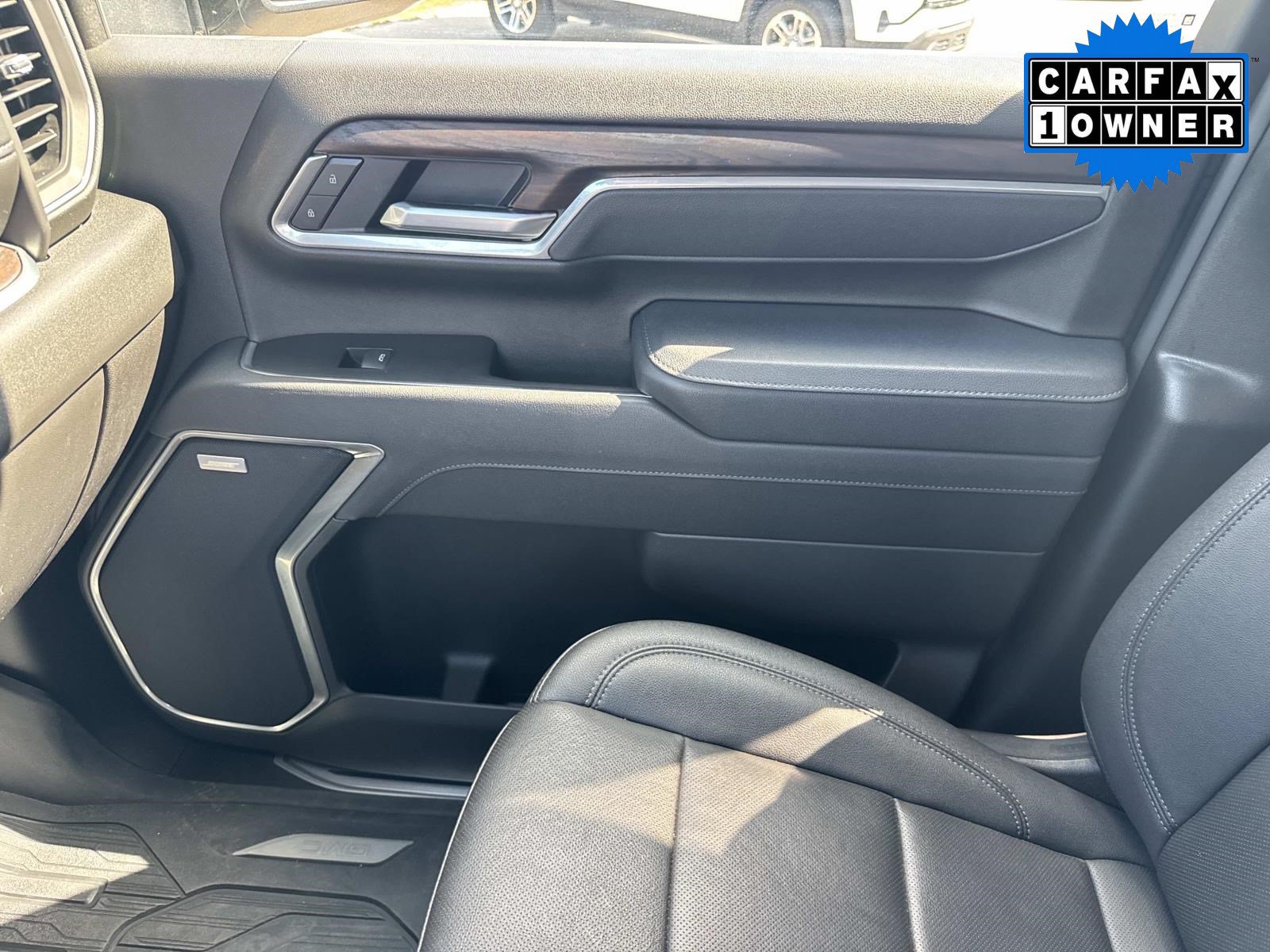 Used 2025 GMC Sierra 2500 SLT AWD/4WD image 29