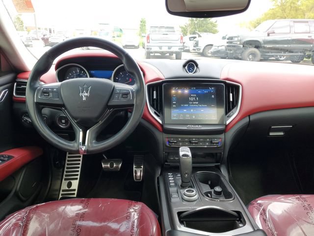 Used 2019 Maserati Ghibli S Q4 AWD/4WD image 34