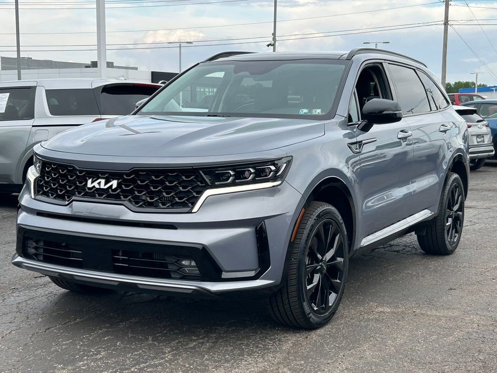 Used 2023 Kia Sorento SX AWD/4WD image 3