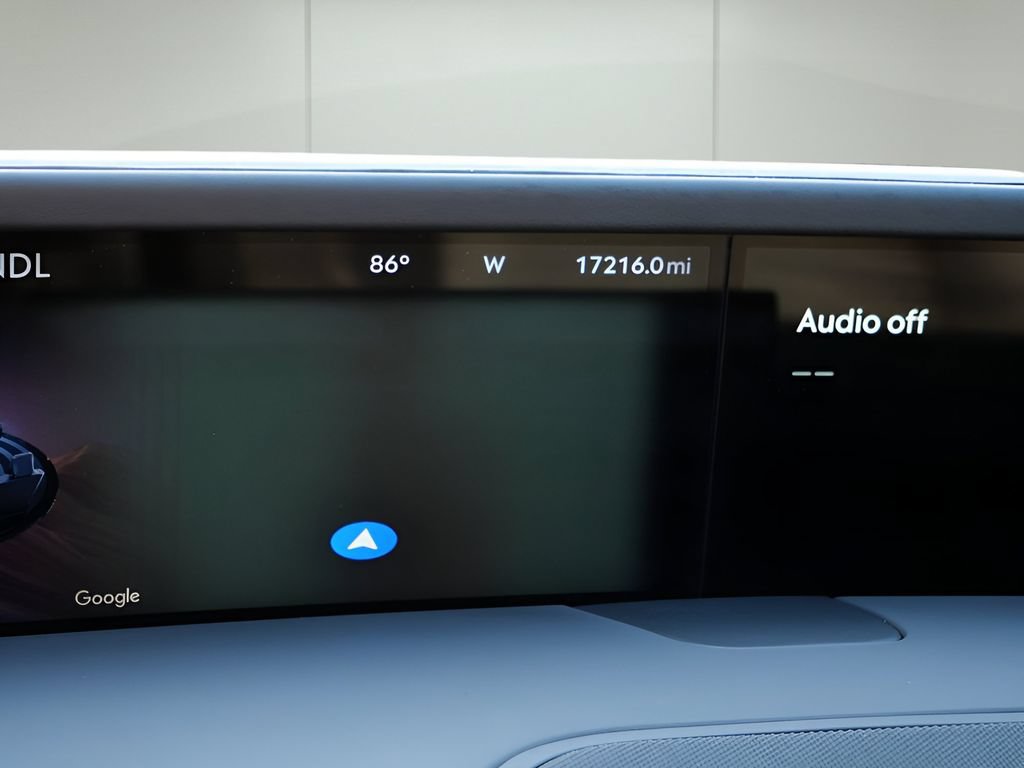 Used 2024 Lincoln Nautilus Reserve w/ Equipment Group 203A AWD/4WD image 26