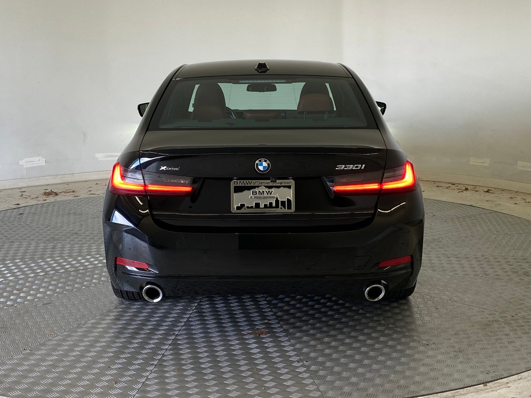 Certified 2023 BMW 330i xDrive Sedan w/ Premium Package image 9