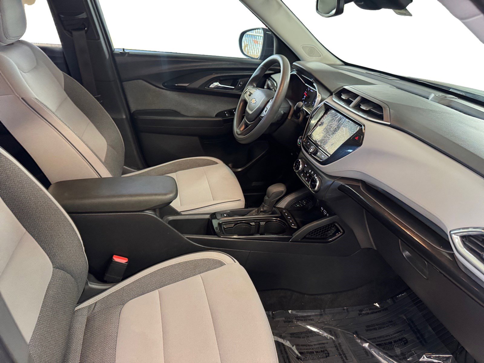 Used 2021 Chevrolet TrailBlazer LT w/ Convenience Package image 14