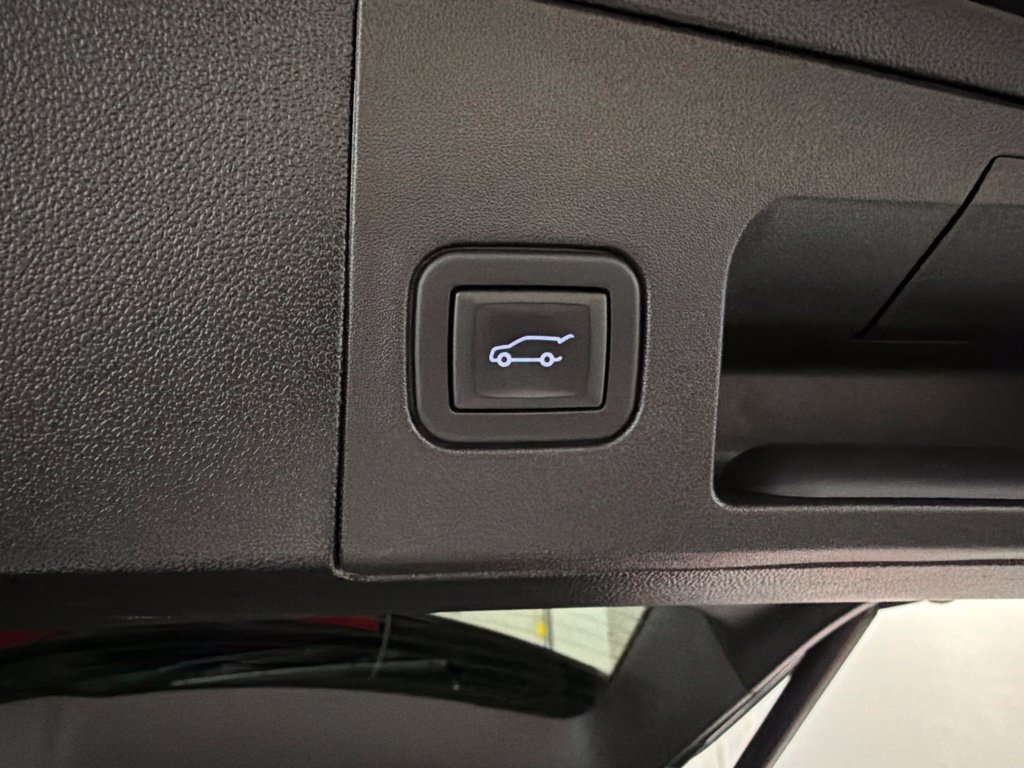 Used 2023 Cadillac XT5 Premium Luxury AWD/4WD image 39