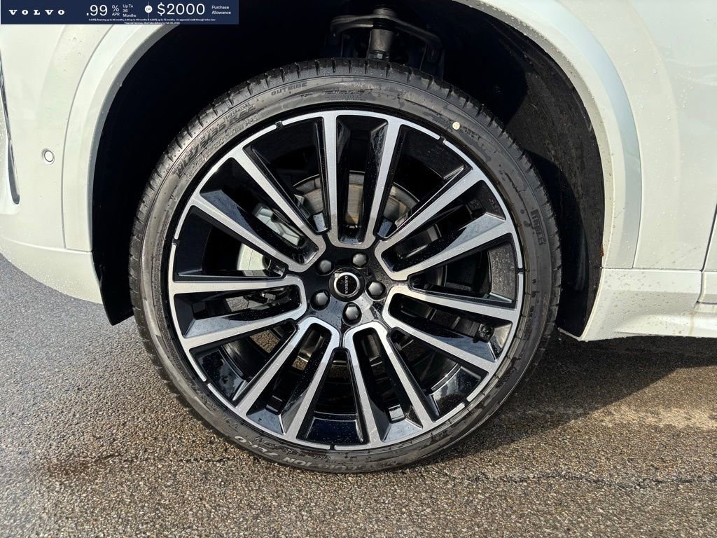 New 2026 Volvo XC90 B6 Plus w/ Protection Package AWD/4WD image 9
