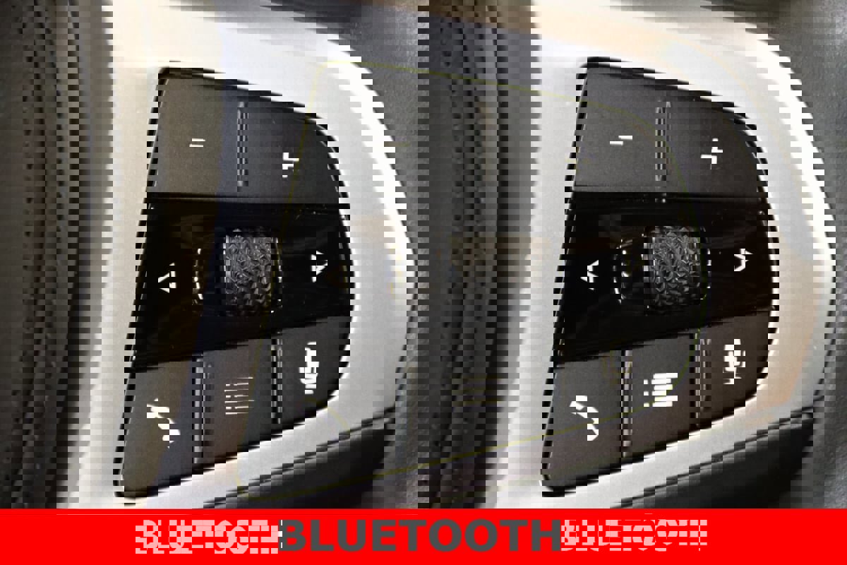 Used 2024 BMW Z4 M40i w/ Premium Package image 18