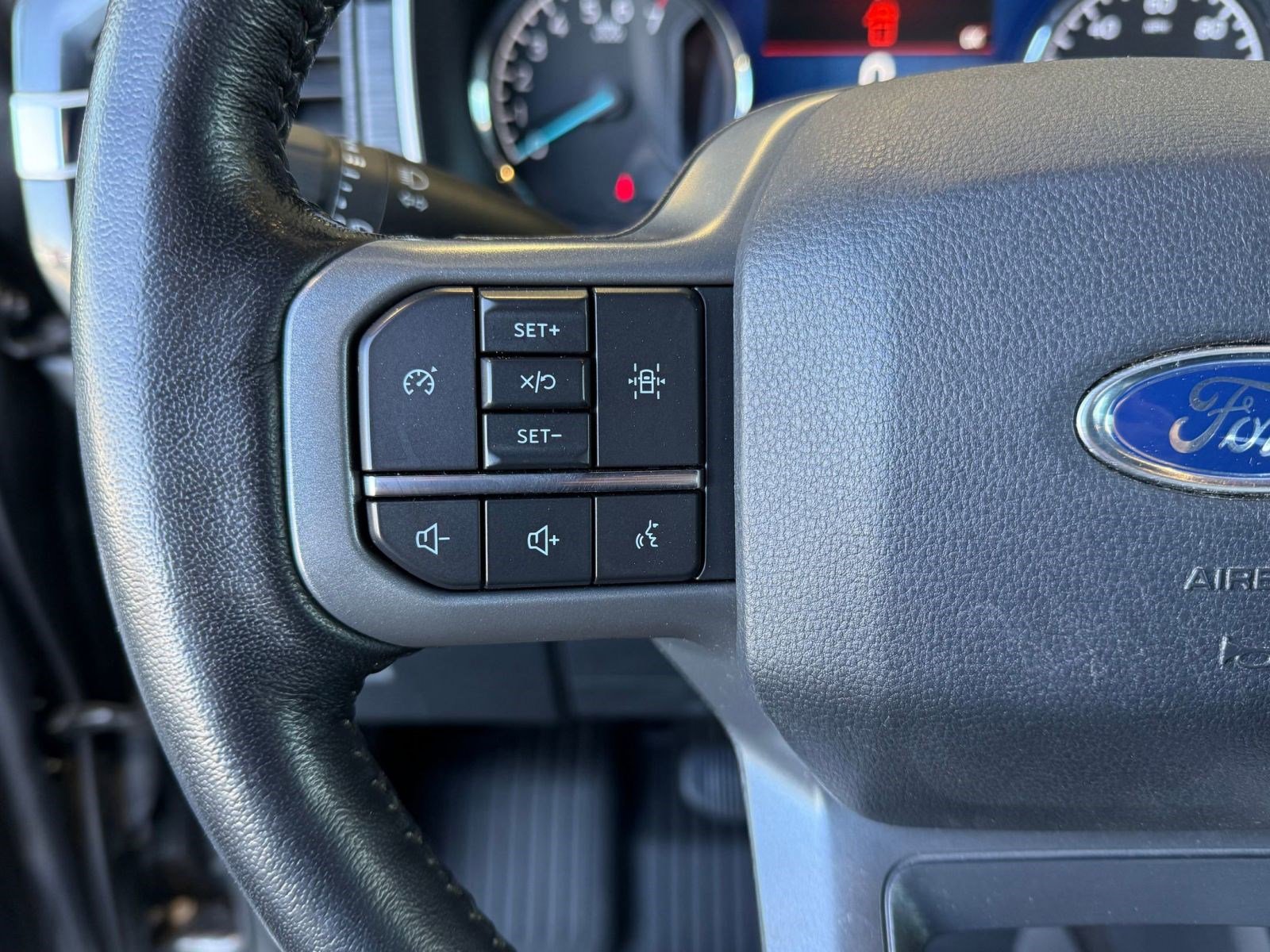 Certified 2021 Ford F150 XLT w/ Equipment Group 302A High image 18