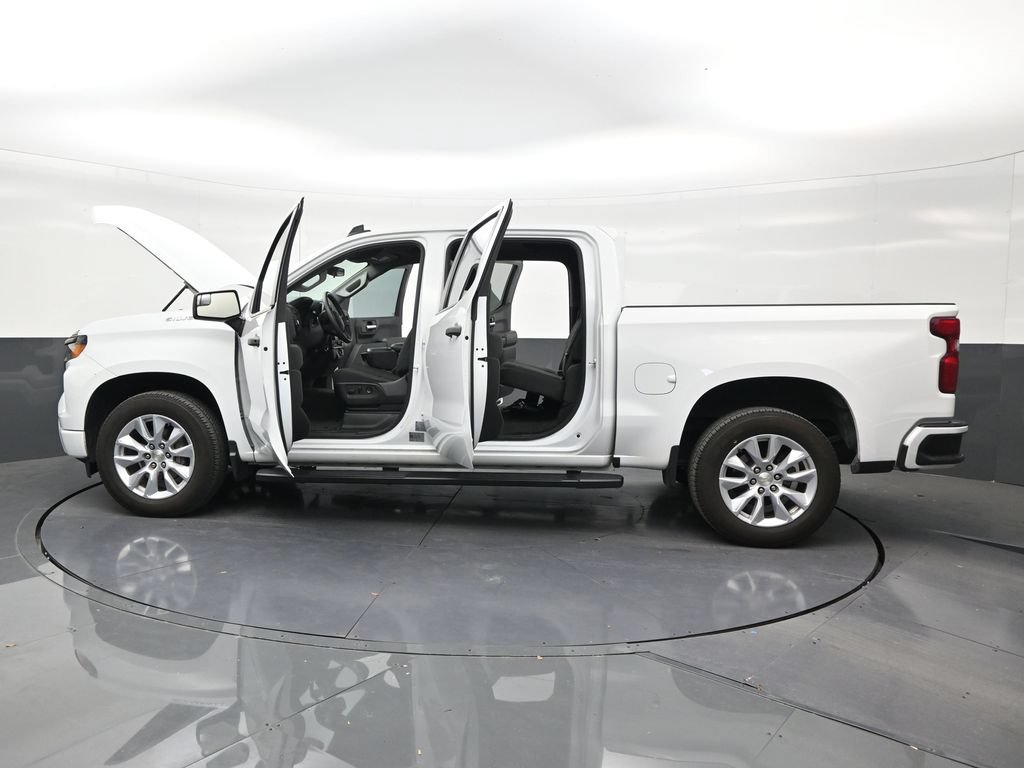 Used 2022 Chevrolet Silverado 1500 Custom RWD image 29