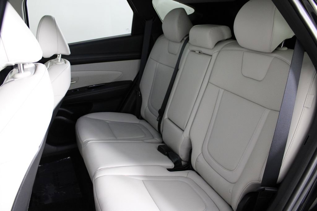 Certified 2025 Hyundai Tucson Limited image 21
