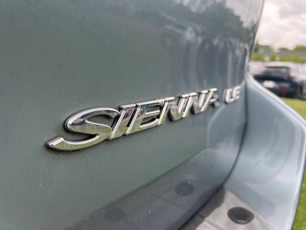 Used 2007 Toyota Sienna FWD image 13