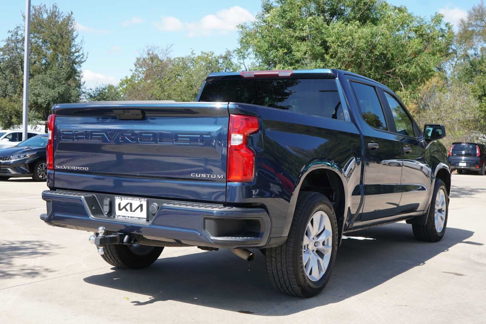 Used 2020 Chevrolet Silverado 1500 Custom w/ Custom Value Package RWD image 5