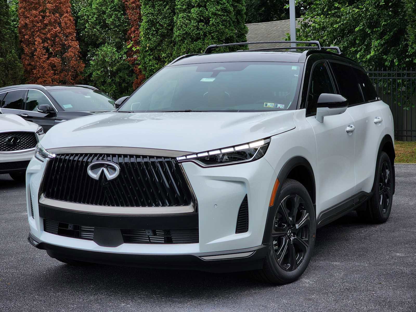 New 2026 INFINITI QX60 Autograph w/ Dark Cargo Package image 3