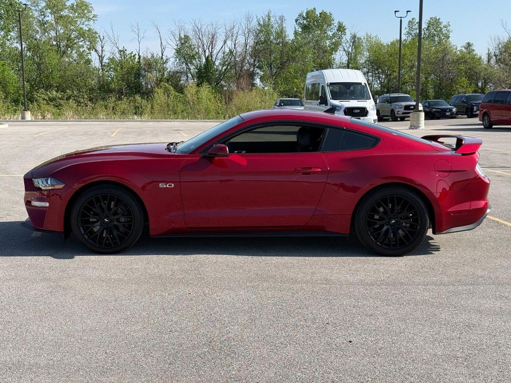 Used 2022 Ford Mustang GT Premium w/ Equipment Group 401A image 2